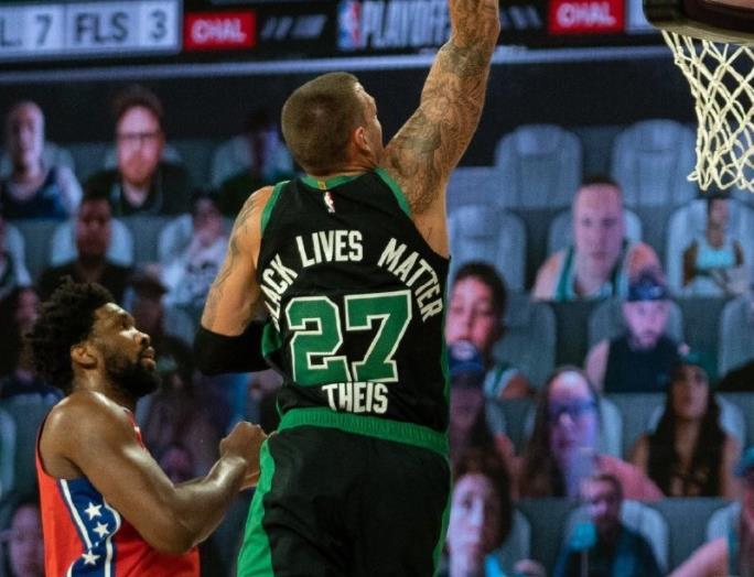 包含费德勒巅峰对决，塔图姆与80激战加拿大队分钟，惊险取胜胜负难料！的词条